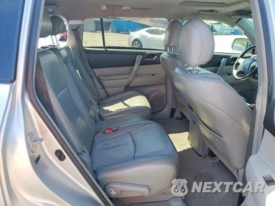 Zdjęcie 11 z 13 samochodu: 2010 TOYOTA HIGHLANDER VIN:5TDKK3EH3AS006439 - miniatura
