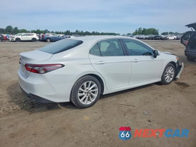 Trzecie zdjęcie samochodu z tyłu: 2023 TOYOTA CAMRY LE VIN:4T1R11AK5PU143387 - miniatura