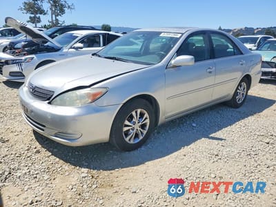 2004 TOYOTA CAMRY LE V6 4T1BF30K74U586894 - główne zdjęcie licytacji z USA - miniatura
