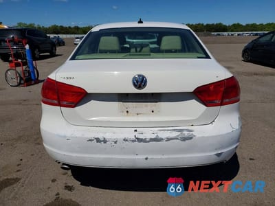 Zdjęcie 6 z 12 samochodu: 2012 VOLKSWAGEN PASSAT SE VIN:1VWBP7A34CC027613 - miniatura