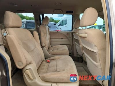 Zdjęcie 11 z 13 samochodu: 2006 HONDA ODYSSEY EX VIN:5FNRL38496B415805 - miniatura