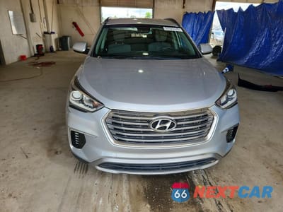 Piąte zdjęcie samochodu w środku: 2017 HYUNDAI SANTA FE SE VIN:KM8SMDHF0HU167701 - miniatura