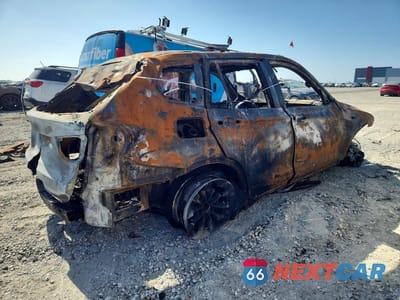Trzecie zdjęcie samochodu z tyłu: 2017 BMW X3 SDRIVE28I VIN:5UXWZ7C51H0T43538 - miniatura