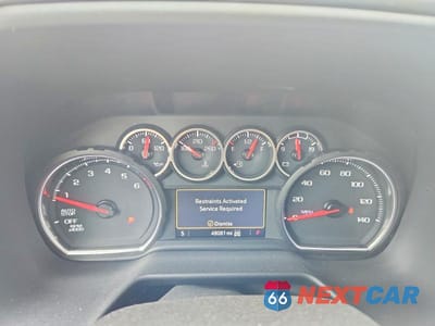 Zdjęcie 9 z 13 samochodu: 2021 CHEVROLET SUBURBAN K1500 LT VIN:1GNSKCKD7MR306707 - miniatura