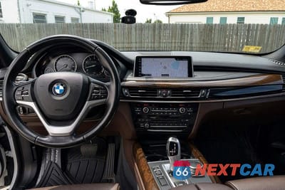 Zdjęcie 9 z 10 samochodu: 2017 BMW X5 XDRIVE35I VIN:5UXKR0C39H0V68990 - miniatura