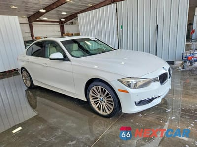 Czwarte zdjęcie samochodu z boku: 2015 BMW 328 I VIN:WBA3A5C53FF607933 - miniatura
