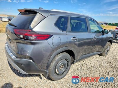 Trzecie zdjęcie samochodu z tyłu: 2023 NISSAN ROGUE SV VIN:5N1BT3BB8PC735944 - miniatura