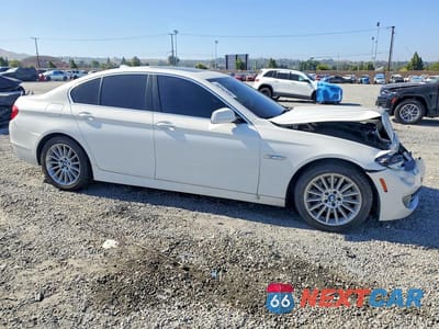 Czwarte zdjęcie samochodu z boku: 2013 BMW 535 I VIN:WBAFR7C55DC824030 - miniatura