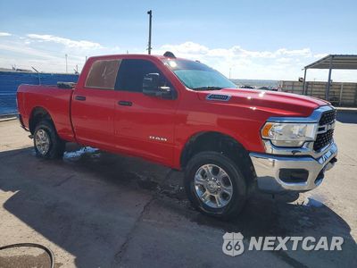 Czwarte zdjęcie samochodu z boku: 2024 RAM 2500 BIG HORN VIN:3C6UR5DJ0RG322788 - miniatura