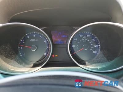 Zdjęcie 9 z 13 samochodu: 2011 HYUNDAI TUCSON GLS VIN:KM8JU3AC1BU239454 - miniatura