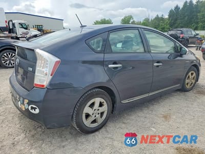 Trzecie zdjęcie samochodu z tyłu: 2010 TOYOTA PRIUS IV VIN:JTDKN3DUXA0046350 - miniatura
