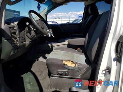 Zdjęcie 7 z 12 samochodu: 2005 NISSAN TITAN XE VIN:1N6AA06B05N540319 - miniatura