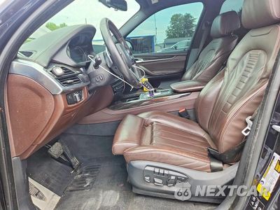 Zdjęcie 7 z 13 samochodu: 2018 BMW X5 XDRIVE50I VIN:5UXKR6C50J0U14582 - miniatura