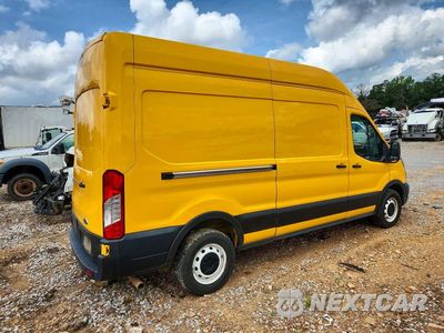 Trzecie zdjęcie samochodu z tyłu: 2021 FORD TRANSIT T-250 DELIVERY VAN VIN:1FTBR1X86MKA08436 - miniatura