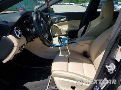 Zdjęcie 7 z 13 samochodu: 2018 MERCEDES-BENZ CLA 250 4MATIC VIN:WDDSJ4GB9JN521684 - miniatura