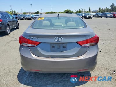 Zdjęcie 6 z 12 samochodu: 2013 HYUNDAI ELANTRA GLS VIN:5NPDH4AE4DH339753 - miniatura
