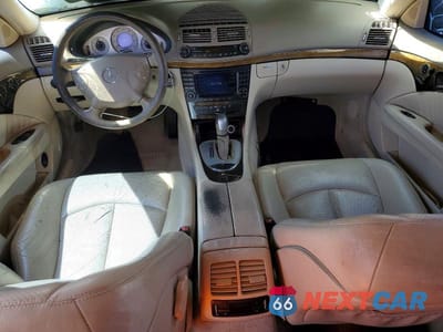Zdjęcie 8 z 12 samochodu: 2004 MERCEDES-BENZ E 500 VIN:WDBUF70J04A461313 - miniatura
