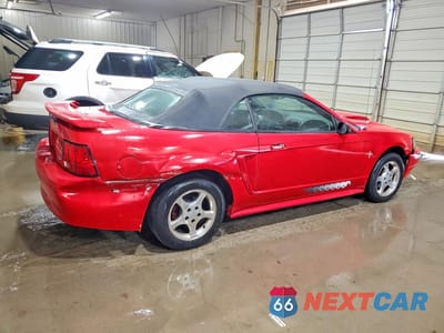 Trzecie zdjęcie samochodu z tyłu: 2002 FORD MUSTANG VIN:1FAFP44442F231421 - miniatura
