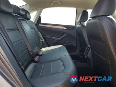 Zdjęcie 10 z 12 samochodu: 2020 VOLKSWAGEN PASSAT SE VIN:1VWSA7A34LC008836 - miniatura