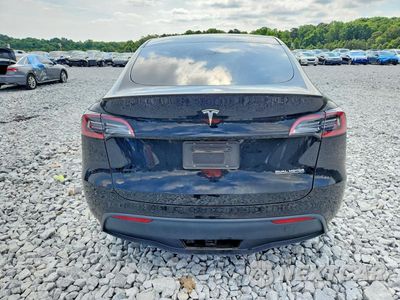 Zdjęcie 6 z 14 samochodu: 2023 TESLA MODEL Y VIN:7SAYGDEF8PF753471 - miniatura