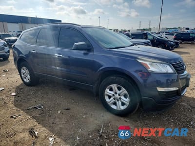 Czwarte zdjęcie samochodu z boku: 2013 CHEVROLET TRAVERSE LS VIN:1GNKRFED1DJ109846 - miniatura