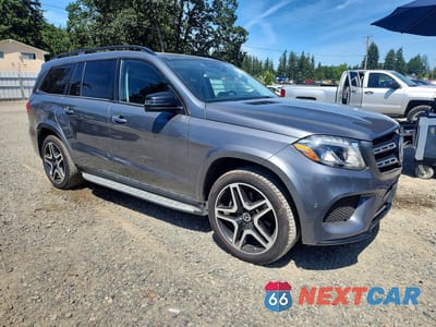 Czwarte zdjęcie samochodu z boku: 2018 MERCEDES-BENZ GLS 550 4MATIC VIN:4JGDF7DE2JB035753 - miniatura