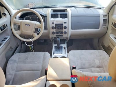 Zdjęcie 8 z 13 samochodu: 2011 FORD ESCAPE XLT VIN:1FMCU0D70BKA73297 - miniatura