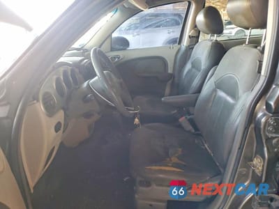 Zdjęcie 7 z 12 samochodu: 2002 CHRYSLER PT CRUISER LIMITED VIN:3C8FY68BX2T230838 - miniatura