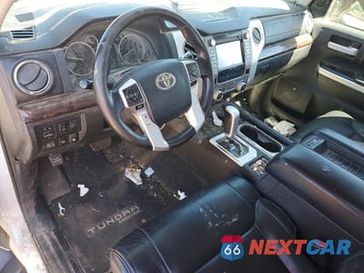Zdjęcie 8 z 12 samochodu: 2016 TOYOTA TUNDRA CREWMAX LIMITED VIN:5TFHW5F18GX535271 - miniatura