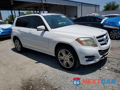 Czwarte zdjęcie samochodu z boku: 2014 MERCEDES-BENZ GLK 350 VIN:WDCGG5HB6EG332336 - miniatura