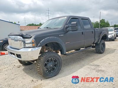 2003 FORD F250 1FTNW21P93EC66958 - główne zdjęcie licytacji z USA - miniatura