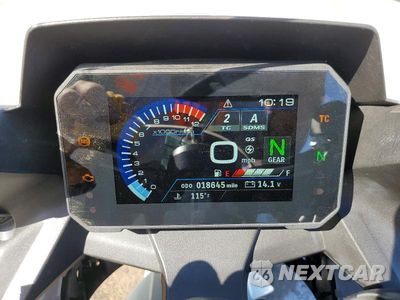 Zdjęcie 7 z 9 samochodu: 2024 SUZUKI GSX800 F VIN:JS1EM13B0R7103270 - miniatura