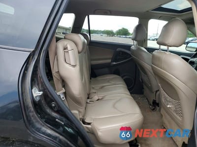 Zdjęcie 11 z 13 samochodu: 2008 TOYOTA RAV4 LIMITED VIN:JTMBK34V985060223 - miniatura