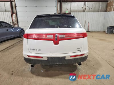 Zdjęcie 6 z 13 samochodu: 2013 LINCOLN MKT VIN:2LMHJ5AT2DBL57058 - miniatura