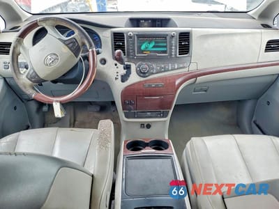 Zdjęcie 8 z 13 samochodu: 2013 TOYOTA SIENNA LIMITED 7-PASSENGER VIN:5TDYK3DC6DS327007 - miniatura