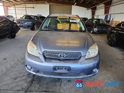 Piąte zdjęcie samochodu w środku: 2007 TOYOTA COROLLA MATRIX XR VIN:2T1KR32E37C648294 - miniatura
