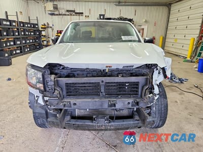 Piąte zdjęcie samochodu w środku: 2024 NISSAN FRONTIER S VIN:1N6ED1CL4RN644975 - miniatura