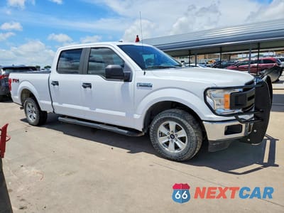 Czwarte zdjęcie samochodu z boku: 2018 FORD F150 SUPERCREW VIN:1FTFW1E50JKC10848 - miniatura