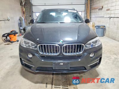 Piąte zdjęcie samochodu w środku: 2017 BMW X5 XDR40E VIN:5UXKT0C59H0S80180 - miniatura