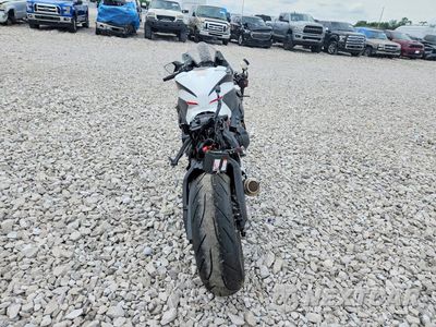Czwarte zdjęcie samochodu z boku: 2026 HONDA CBR1000 RR VIN:JH2SC7711TK900624 - miniatura
