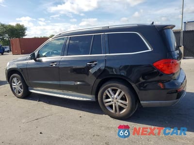 Drugie zdjęcie samochodu z przodu: 2013 MERCEDES-BENZ GL 450 4MATIC VIN:4JGDF7CE1DA133300 - miniatura