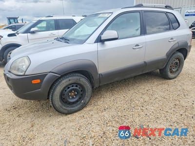 2006 HYUNDAI TUCSON GL KM8JM72D76U399391 - główne zdjęcie licytacji z USA - miniatura