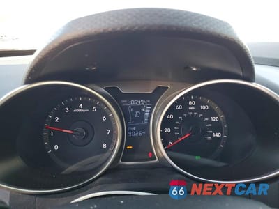 Zdjęcie 9 z 13 samochodu: 2013 HYUNDAI VELOSTER BASE VIN:KMHTC6AD5DU103210 - miniatura
