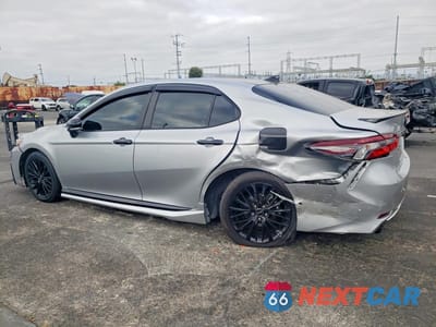 Drugie zdjęcie samochodu z przodu: 2022 TOYOTA CAMRY HYBRID SE NIGHTSHADE VIN:4T1G31AK4NU039276 - miniatura