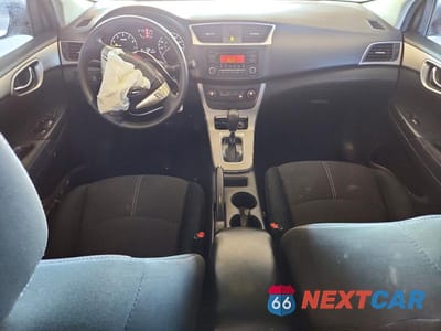 Zdjęcie 8 z 12 samochodu: 2015 NISSAN SENTRA S VIN:3N1AB7AP1FY345929 - miniatura