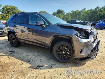 Czwarte zdjęcie samochodu z boku: 2022 TOYOTA RAV4 XSE VIN:4T3E6RFV0NU076820 - miniatura