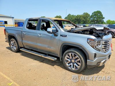 Czwarte zdjęcie samochodu z boku: 2023 GMC SIERRA K1500 DENALI VIN:1GTUUGEL7PZ310346 - miniatura