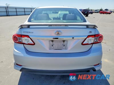 Zdjęcie 6 z 12 samochodu: 2013 TOYOTA COROLLA S VIN:2T1BU4EEXDC956302 - miniatura