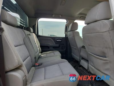 Zdjęcie 10 z 12 samochodu: 2019 CHEVROLET SILVERADO K3500 VIN:1GC4KVCGXKF128540 - miniatura
