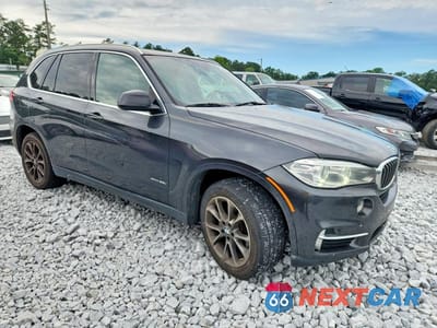 Czwarte zdjęcie samochodu z boku: 2017 BMW X5 XDRIVE35I VIN:5UXKR0C54H0V67358 - miniatura